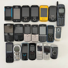 Cargar imagen en el visor de la galería, KIT CELULARES RETRO
