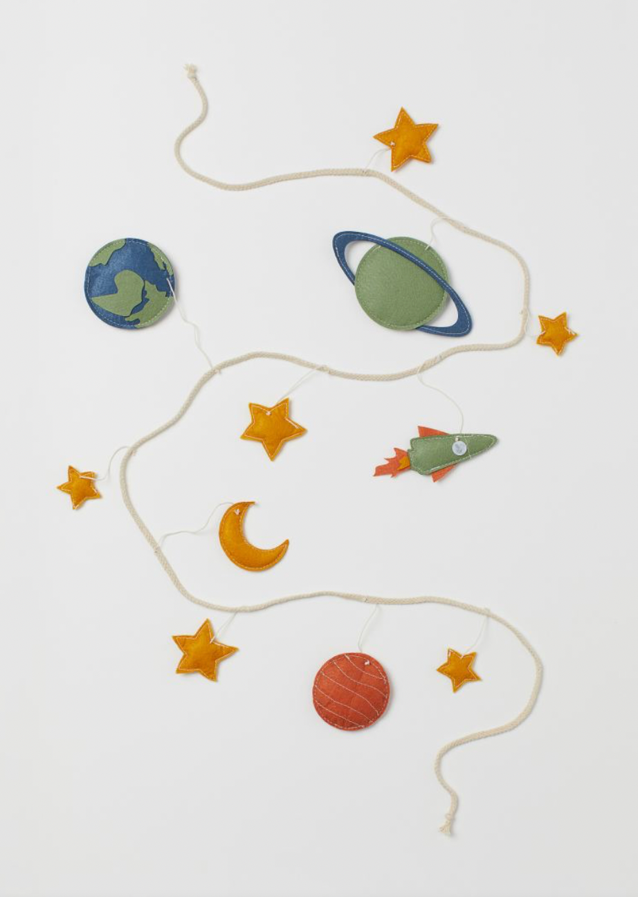 GUIRNALDA PLANETAS